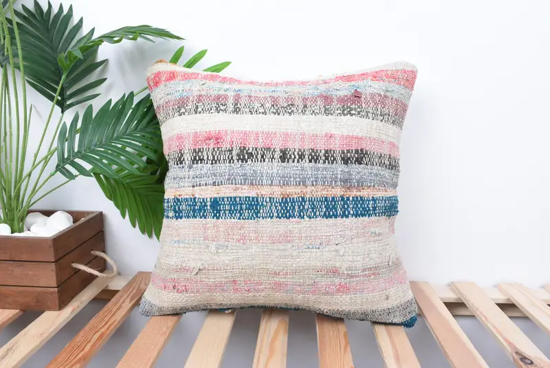 Ethnischer Kilimteppichkissen, Boho -Kissenschein -Abdeckung, Kissenbezug, 18x18 weiße Kissenbedeckung, dekorative Kissenbedeckung, Kilim Kissenbedeckung - 1