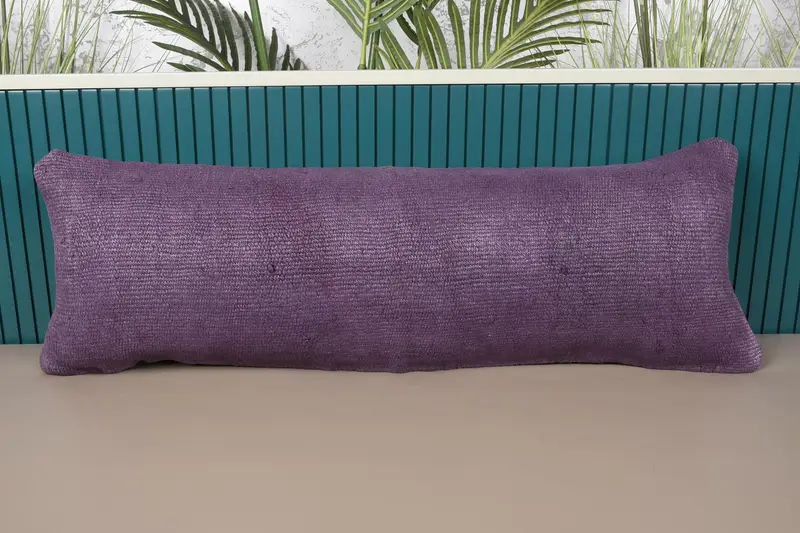 Handgefertigtes besticktes lila Wurfkissen, südwestliches Rechteckkissen