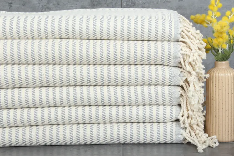 Turkish Towel Beach Towel Light Gray Polka Dot, 40x71 Inches