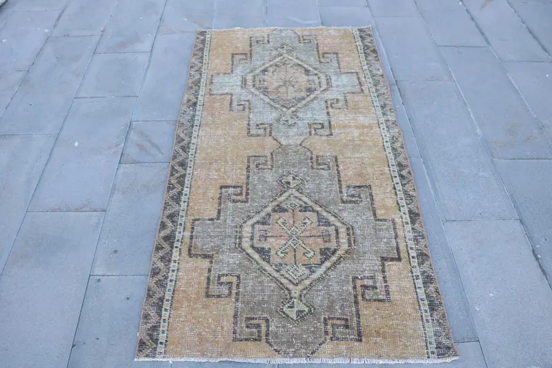 Kahverengi İkat Halı, Yeşil Desenli 3,1x5,8 ft