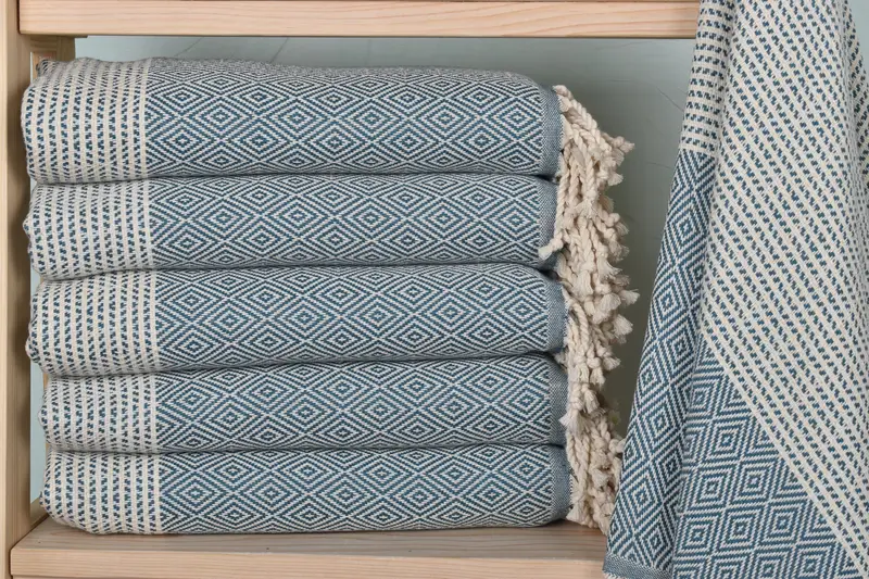 Bridesmaid Gift Towel, Absorbent towel, Bachelorette Favor, Custom Wedding Gifts, 70x40 Cotton Chevron Towel, Custom Beach Towels, Turkish Towel Set - 1