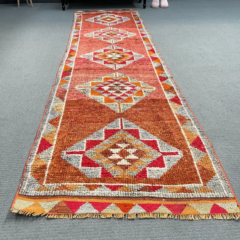Turkish Vintage Rug 2.7x10 ft (82x304 cm), Herki Red White Floral Rug - 1