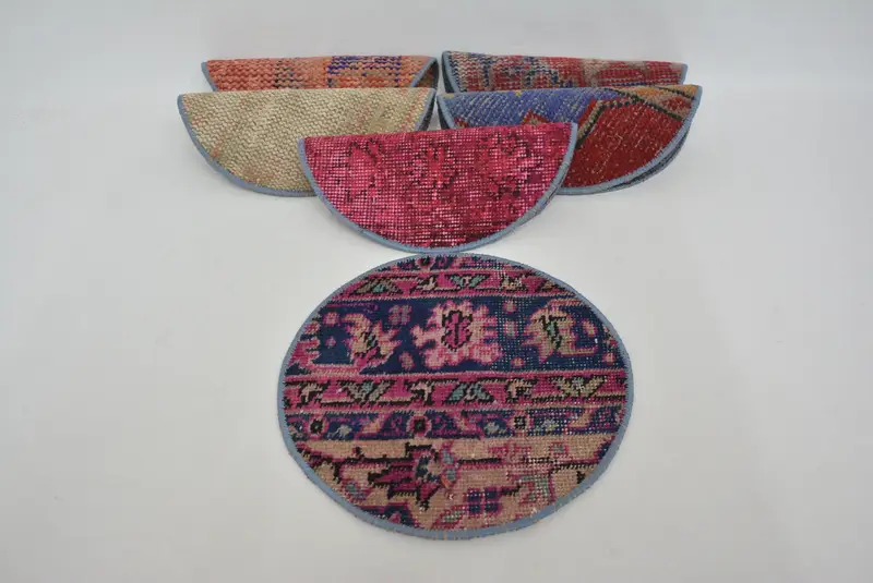 ブルー & レッド ボヘミアン プレースマット、30 インチ ゴシック スタイル プレースマット