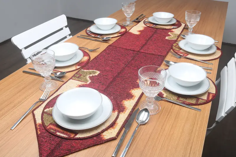 Böhmisches rosa und rotes rechteckiges Tischset, 30,5 x 142,2 cm großes Tischset aus Baumwolle