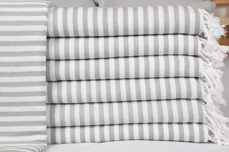 Christmas Tablecloth, 104x76 Cotton Striped Towel, Christmas Gift Tags, Custom Blanket, Bridal Shower Gift, Decorative Blanket, Decorative Bedspread - 1