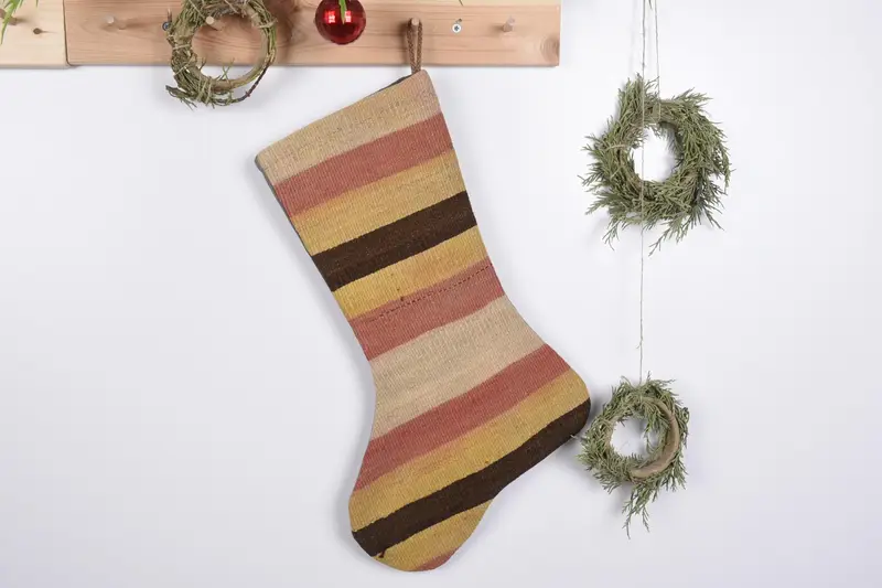 Media navideña festiva Kilim, media navideña con estampado de adornos