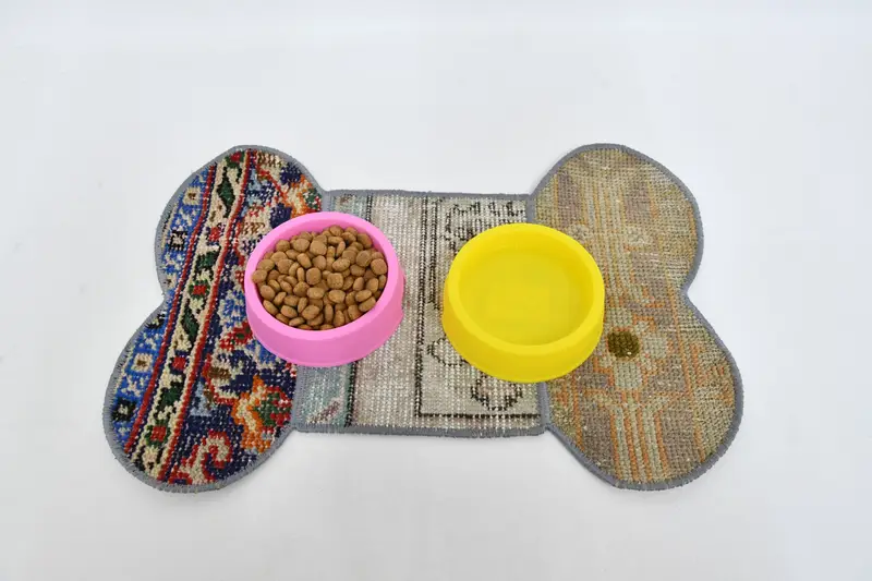 Köpük Dolgulu Orta Kahverengi ve Bronz Evcil Hayvan Matı, Dayanıklı Pamuklu Evcil Hayvan Matı