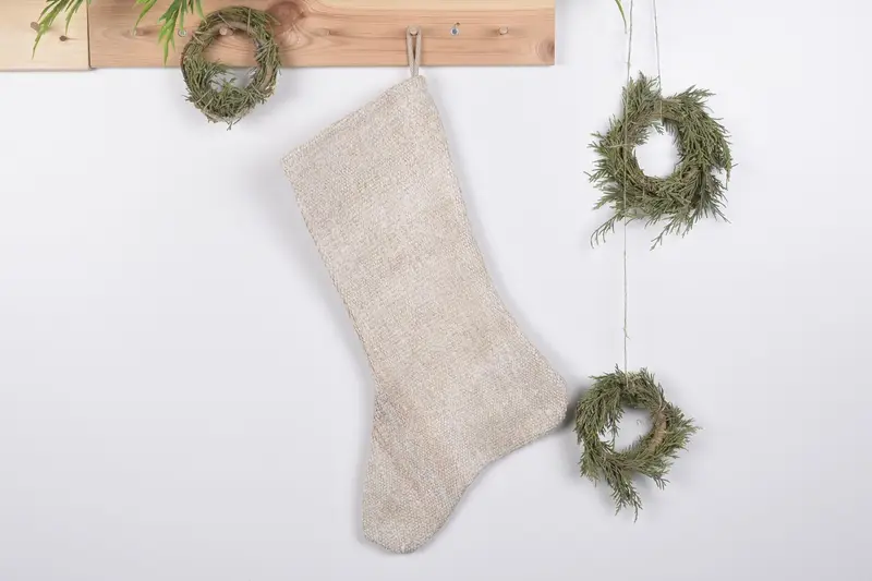 Şenlikli Noel Süsleri Deseni, 19 İnç Genişliğinde Noel Çorabı