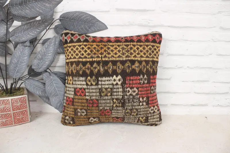Living Room Throw Cushion, Home Decor Pillow, Kilim Pillow Cover, 14x14 Red Pillow Sham, Boho Pillow Sham Cover, Car Cushion Cover, Pillow Case - 1