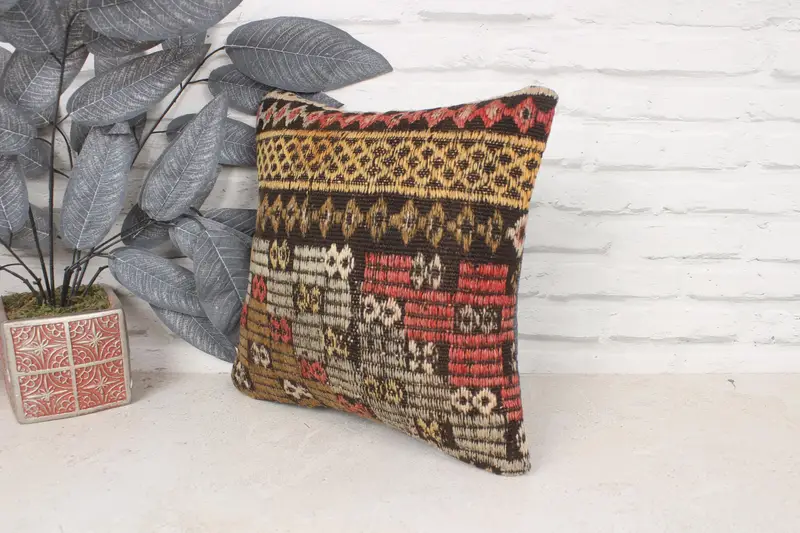 Living Room Throw Cushion, Home Decor Pillow, Kilim Pillow Cover, 14x14 Red Pillow Sham, Boho Pillow Sham Cover, Car Cushion Cover, Pillow Case - 4