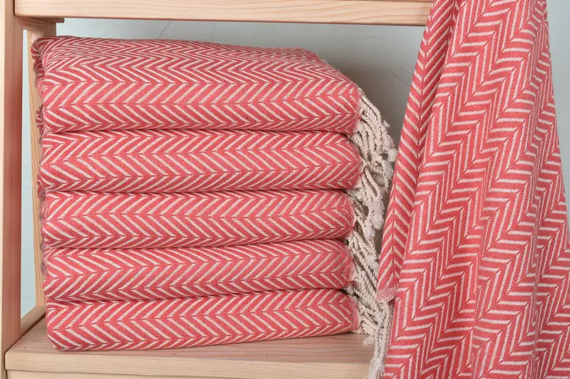 Christmas Gift Organic Cotton/Linen Chevron Towel, Beige, 40x71 Inches