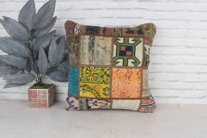 Vintage Kilim Pillow Cushion, Turkish Pillow, 20x20 Green Cushion, Cushion Cover, Vintage Kilim Throw Pillow, Home Decor Pillow - 1