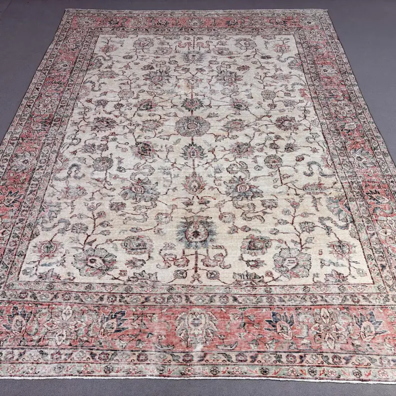 エレガントなベージュのオリエンタルラグ、0.7x11フィート、オレンジのアクセント付き