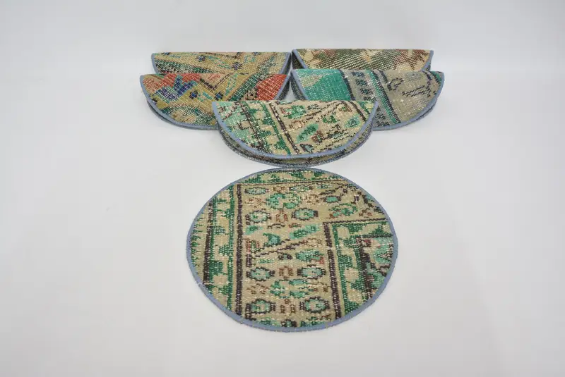 ボヘミアン ベージュ & グリーン プレースマット、30 インチ ミニマリスト ウエスタン & カウボーイ プレースマット