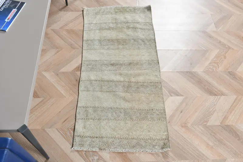 1.7x3.7 ft Halı, Vintage Türk Halısı, Kahverengi Gri Kareli Yün Halı - 1