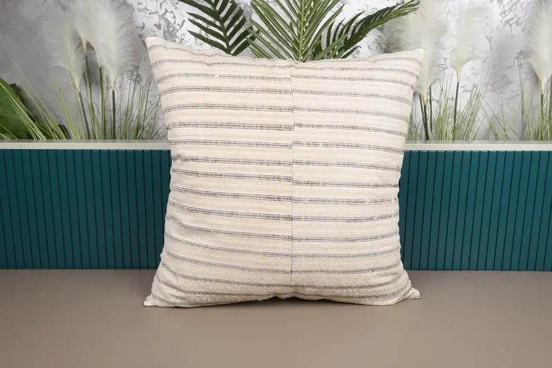 Beige & Braun besticktes Patchwork Kissen, handgemachtes Wurfkissen