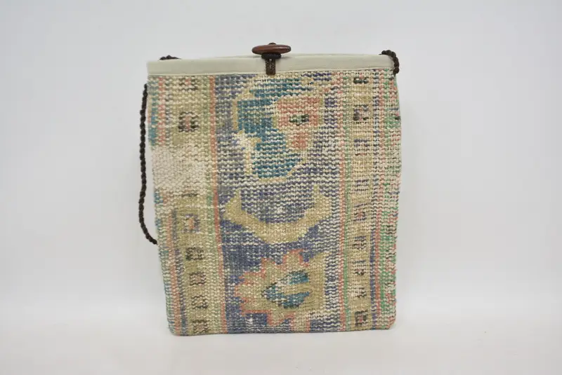 調節可能なストラップ付きスチームパンクキリムバッグ、クロスボディウールバッグ