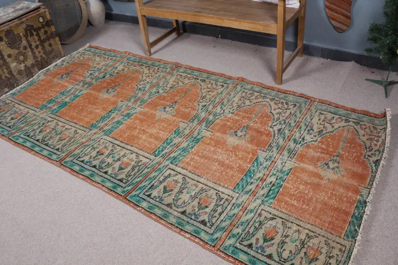 グリーン サウスウェスタン ラグ、4.3x9 フィートの鮮やかな装飾