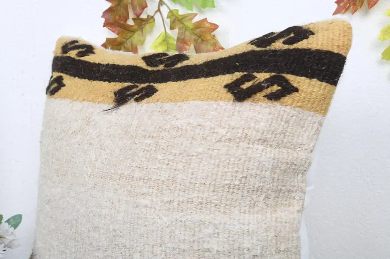Pillow Case, Pillow for Sofa, Kilim Pillow Cover, Outdoor Throw Pillow Case, Ethnical Kilim Rug Pillow, 18x18 Beige Cushion Cover - 5