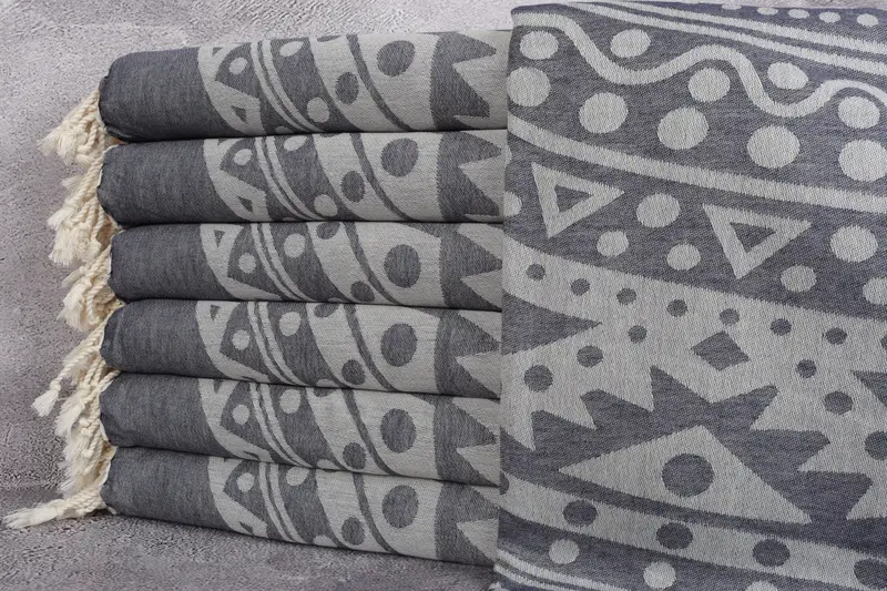 Sand-resistant towel, Personalized Beach Towel, Soft towel, 70x40 Cotton Round Pattern Towel, Vegas Bachelorette Party Favors, Custom Gifts - 2