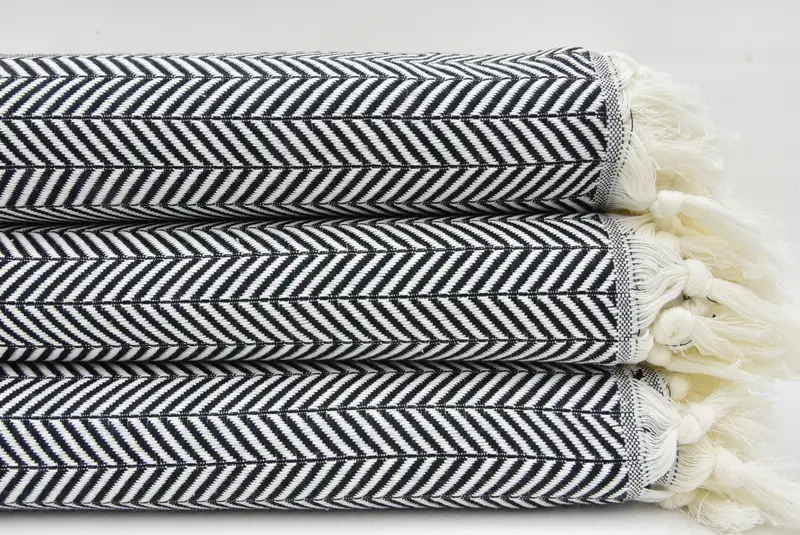 Best Wedding Gift, 92x76 Cotton Chevron Towel, Custom Wedding Gifts, Bachelorette Gifts, Custom Blanket, Halloween Blanket, Wedding Gift For Bride - 1