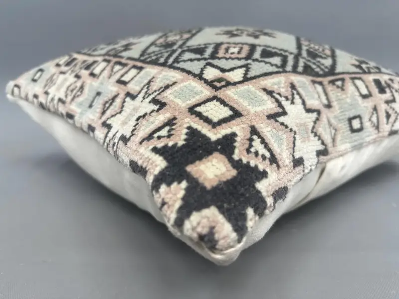 18x18 White Pillow, Indoor Pillow, Turkish Kilim Pillow, Boho Throw Pillow Case, Kilim Cushion Sham, Vintage Pillow, Pillow, Pastel Cushion Case - 6