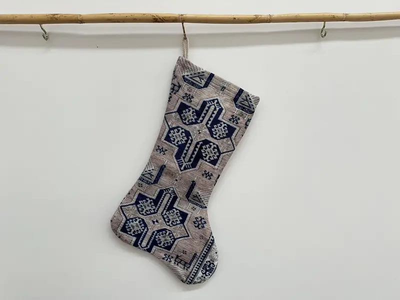 フェスティブノエルプリントストッキング：シックなクリスマス新年ギフト