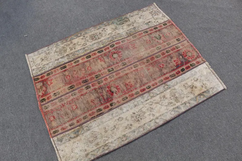 Vintage Rug 3x3.7 ft (91x113 cm), Red Floral Turkish Rug