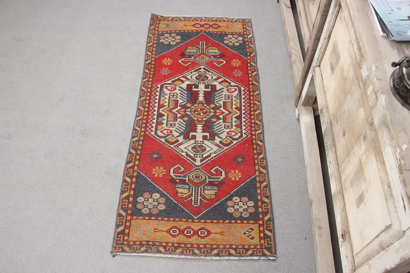 Handmade 0,1x4 ft Rug, Red & Blue Polka Dot