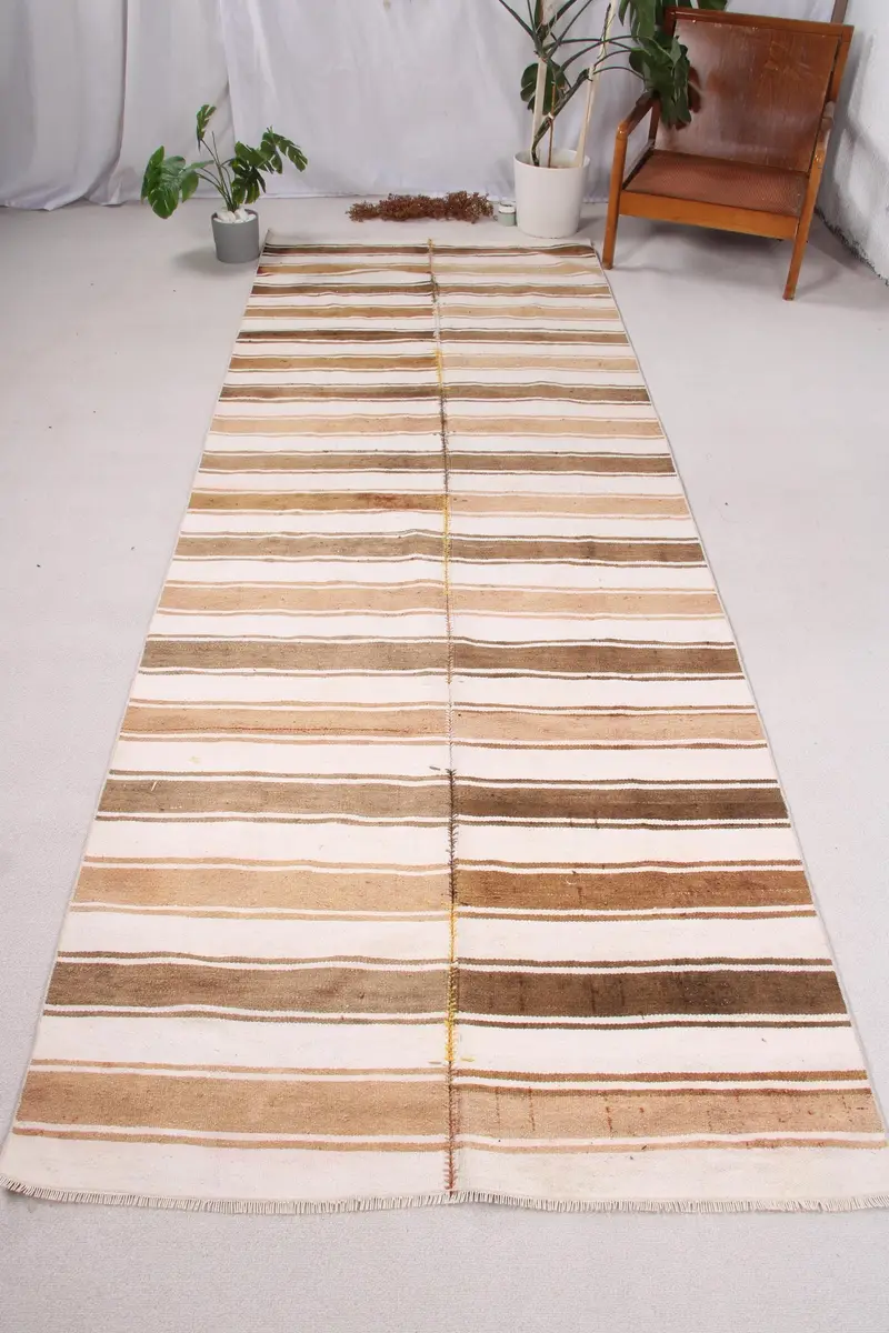 3,9x11,2 ft Beige Ombré Rug, Elegant and Versatile
