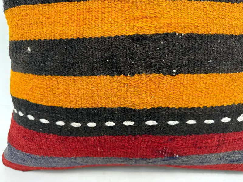 Cushion Case, Antique Pillows, Pillow for Sofa, Luxury Pillow Cover, Sofa Cushion, Interior Designer Pillow, Couch Cushion Cover, 20x20 Red Cushion - 2