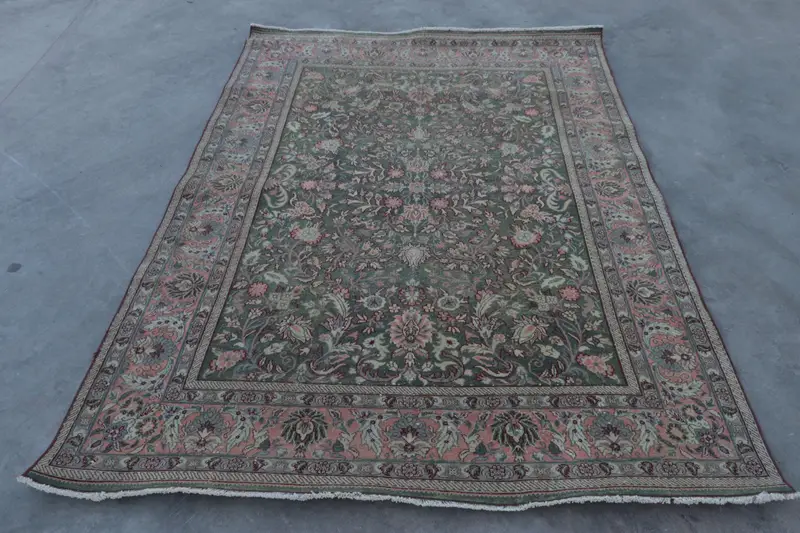 5,3 x 7,2 Fuß türkischer Oushak-Teppich, grüner Vintage-Wollteppich mit Tarnmuster - 1