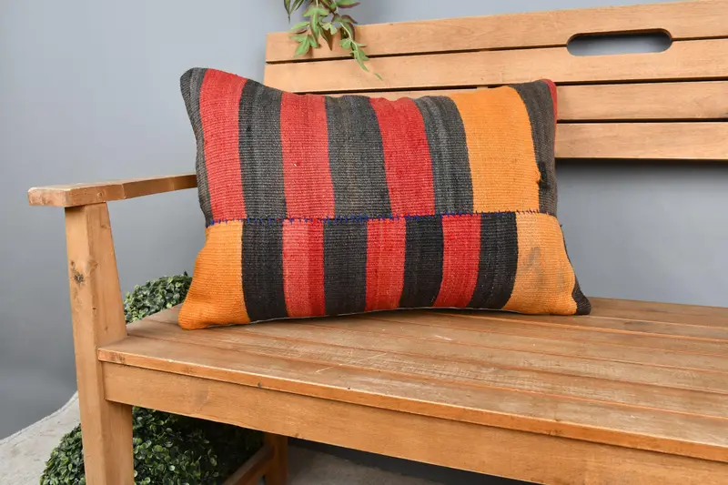Lounge Throw Pillow, Home Decor Pillow, Turkish Pillow, Retro Throw Cushion, Cushion Case, 16x24 Red Pillow Cover, Antique Pillows - 1