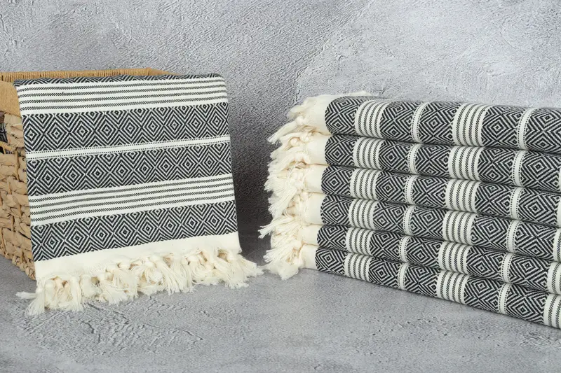 Personalized Towel, Personalized Wedding Gift, Guest Towel, Family Gift, Cotton towel, Embroidered Beach Towel, 70x38 Cotton Diamond Towel - 3