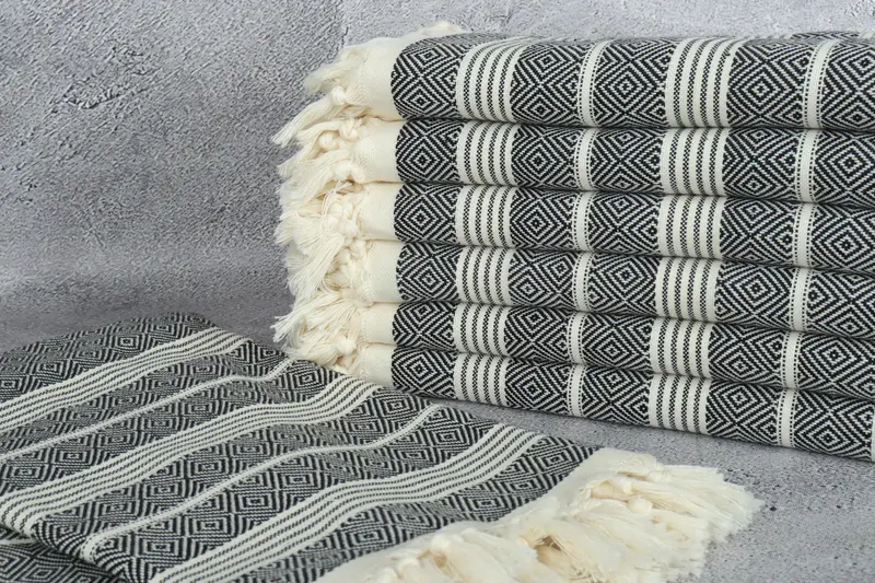 Personalized Towel, Personalized Wedding Gift, Guest Towel, Family Gift, Cotton towel, Embroidered Beach Towel, 70x38 Cotton Diamond Towel - 2