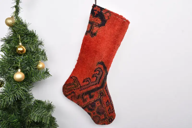 Şenlikli Noel Süsleri Deseni, 7 İnç Geniş Tatil Çorabı