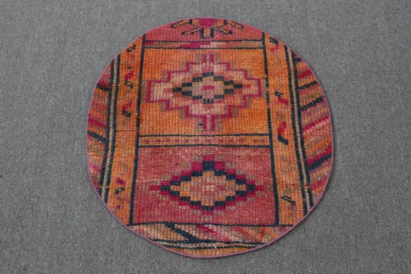 Orangefarbener Perserteppich, lebendiges 2,5 x 2,6 Fuß großes Dekor