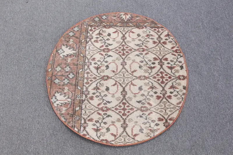 Alfombra Beige y Marrón 8x8,5m Diseño Bordeado