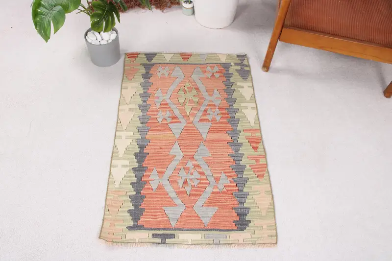 Canlı Turuncu ve Yeşil Halı, 2,1x3,2 ft Doğadan Esinlenen Dekor