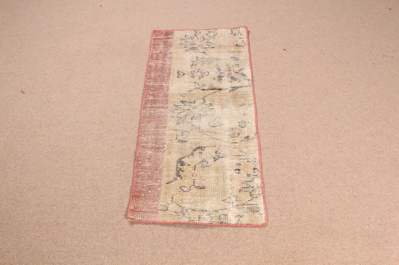 エレガントなベージュ&オレンジラグ、1.6x3.4フィートのシックなチェックデザイン