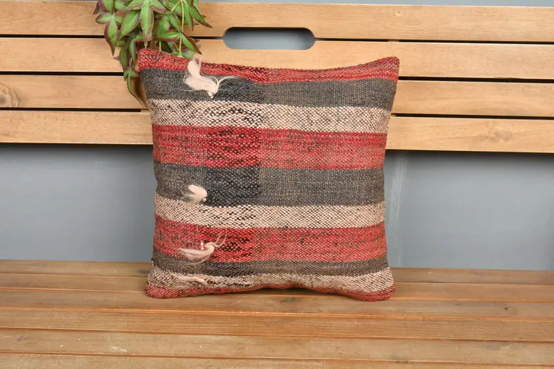 Luxury Cushion Cover, Vintage Kilim Pillow, Home Decor Pillow, Aesthetic Cushion, Pillow Case, Throw Kilim Pillow, 16x16 Red Pillow Cover - 6