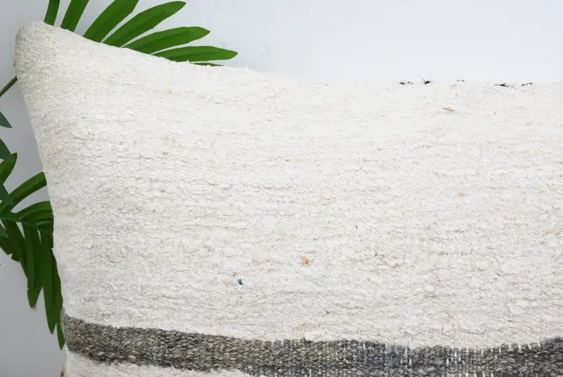 Home Decor Pillow, 20x28 White Pillow Case, Ethnical Kilim Rug Pillow, Pillow Case, Turkish Pillow, Kilim Rug Pillow Sham - 2