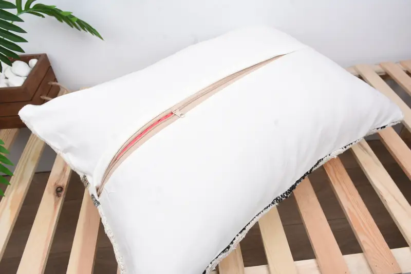 Home Decor Pillow, 20x28 White Pillow Case, Ethnical Kilim Rug Pillow, Pillow Case, Turkish Pillow, Kilim Rug Pillow Sham - 8