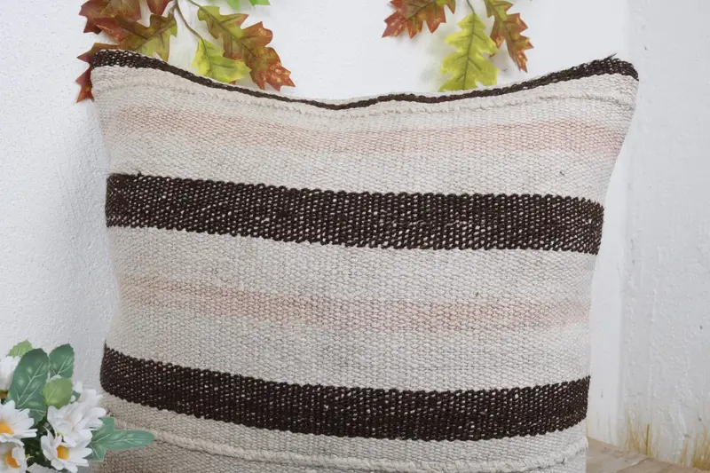 Pillow Cover, Antique Pillows, Ethnical Kilim Rug Pillow, Vintage Kilim Pillow, Toss Pillow Cover, 18x18 Beige Cushion Cover, Turkish Corner Cushion - 5