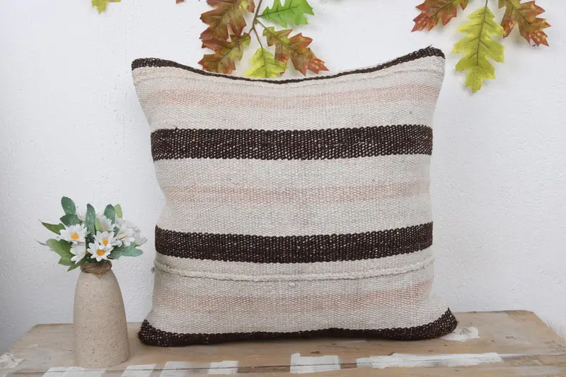 Pillow Cover, Antique Pillows, Ethnical Kilim Rug Pillow, Vintage Kilim Pillow, Toss Pillow Cover, 18x18 Beige Cushion Cover, Turkish Corner Cushion - 2