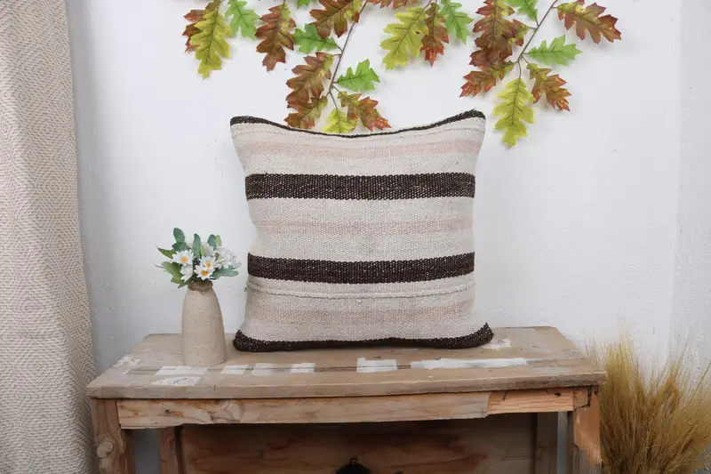 Pillow Cover, Antique Pillows, Ethnical Kilim Rug Pillow, Vintage Kilim Pillow, Toss Pillow Cover, 18x18 Beige Cushion Cover, Turkish Corner Cushion - 1