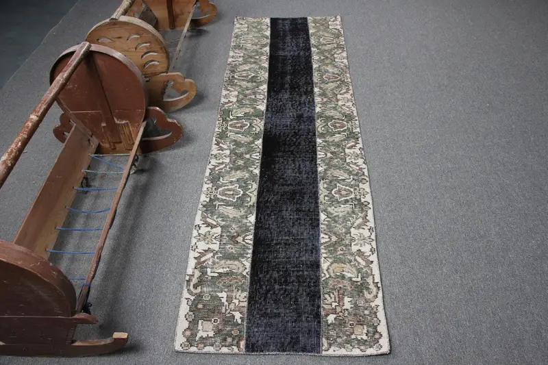 Vintage 2.3x7.6 ft Halı, Runner Türk Halısı, Siyah Yeşil Soyut Yün Halı - 1