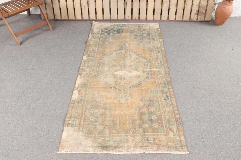 Handmade Yellow, Green Floral Rug, 3,4x6,7 ft