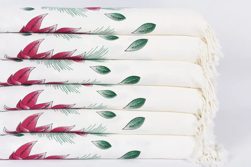 Handwoven Turkish Towel, Bridesmaid Gifts, Beach towel, Employee Gifts, Gift For Her, 70x40 Cotton Floral Patterned Towel, Luxury Turkish Bath Towel - 4