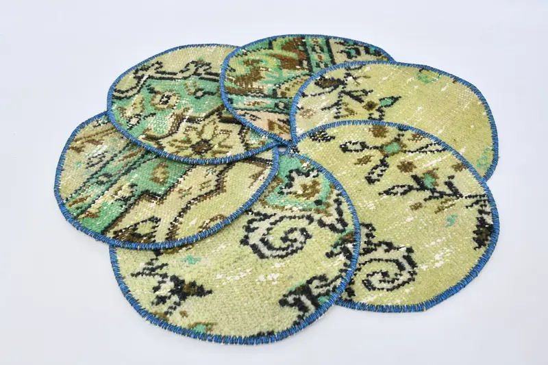 ボヘミアン サークル プレースマット、ベージュ & グリーン コットン ウール装飾